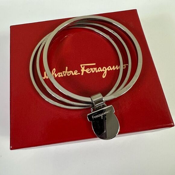 Salvatore Ferragamo Gancini Charm Triple Bangle Bracelet Silver With Pouch & Box - Picture 1 of 8